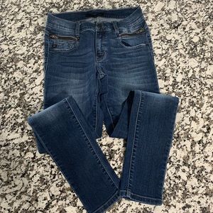 KanCan skinny jeans, mid rise